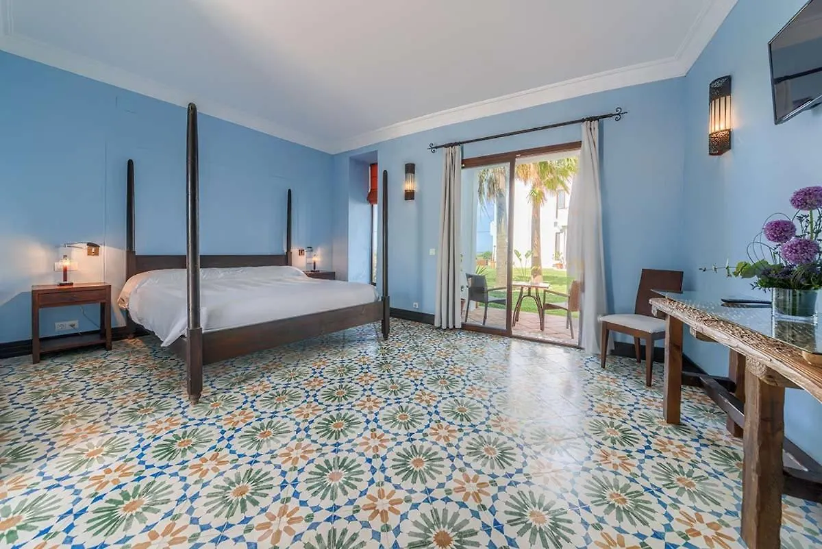 Apartamentos Turisticos Bahia De Trafalgar Zahora 0*,  Spain